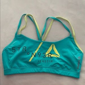 Reebok Non Padded Sports Bra. Size Medium.